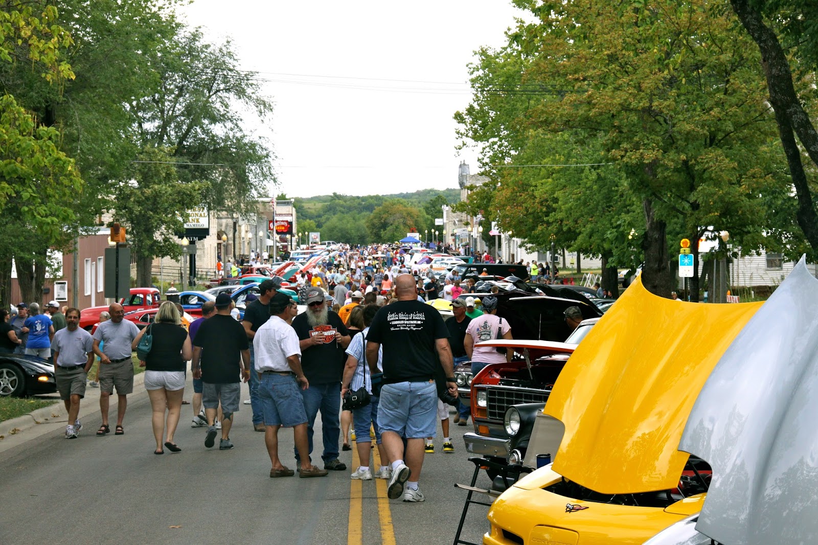 Hot Alma Nights Car Show Radar